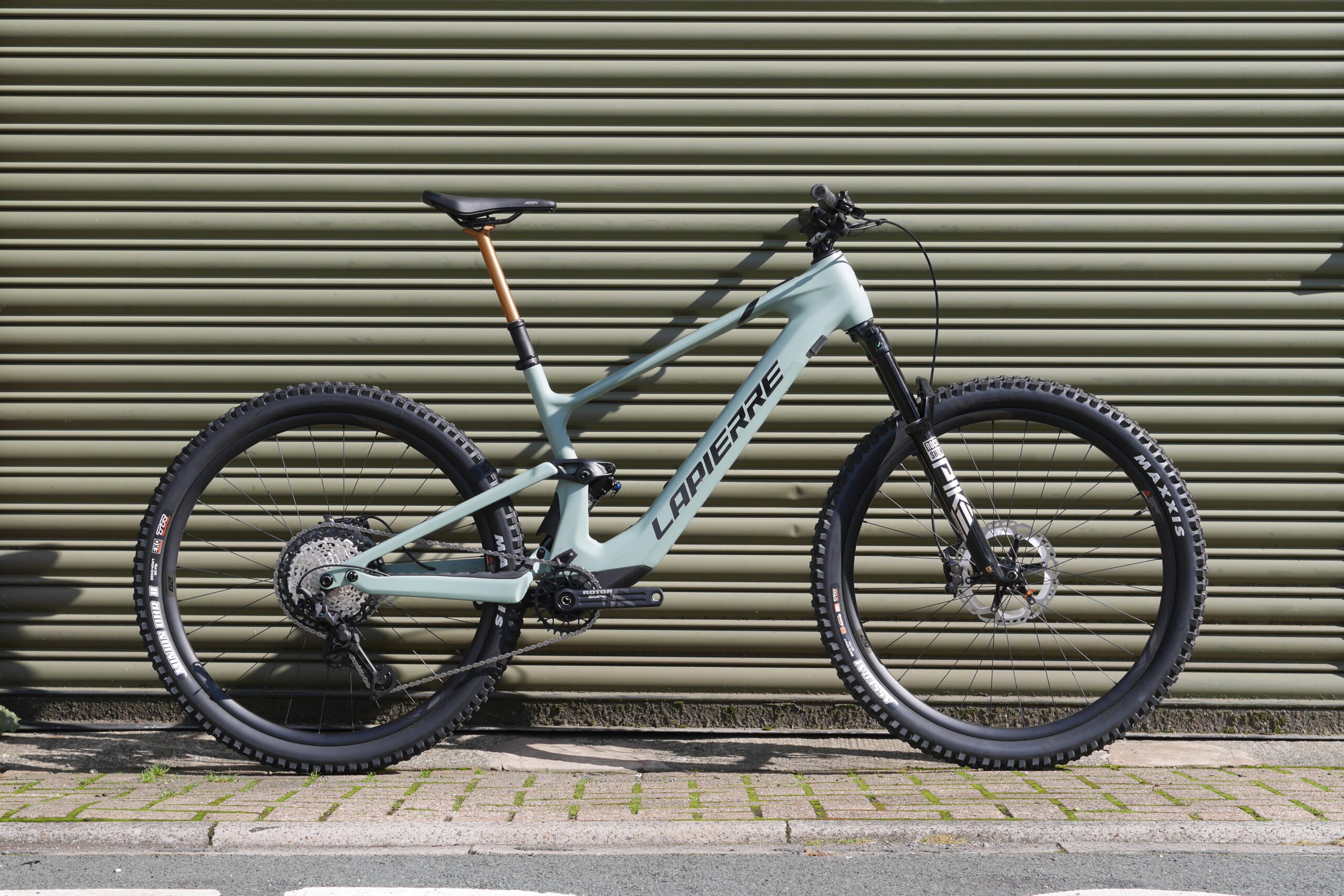 Lapierre Bikes Lapierre Ezesty Am Exclusive Review: Lapierre EZesty AM LTD Ultimate – Pioneering A New Bike  Category? E-MOUNTAINBIKE Magazine