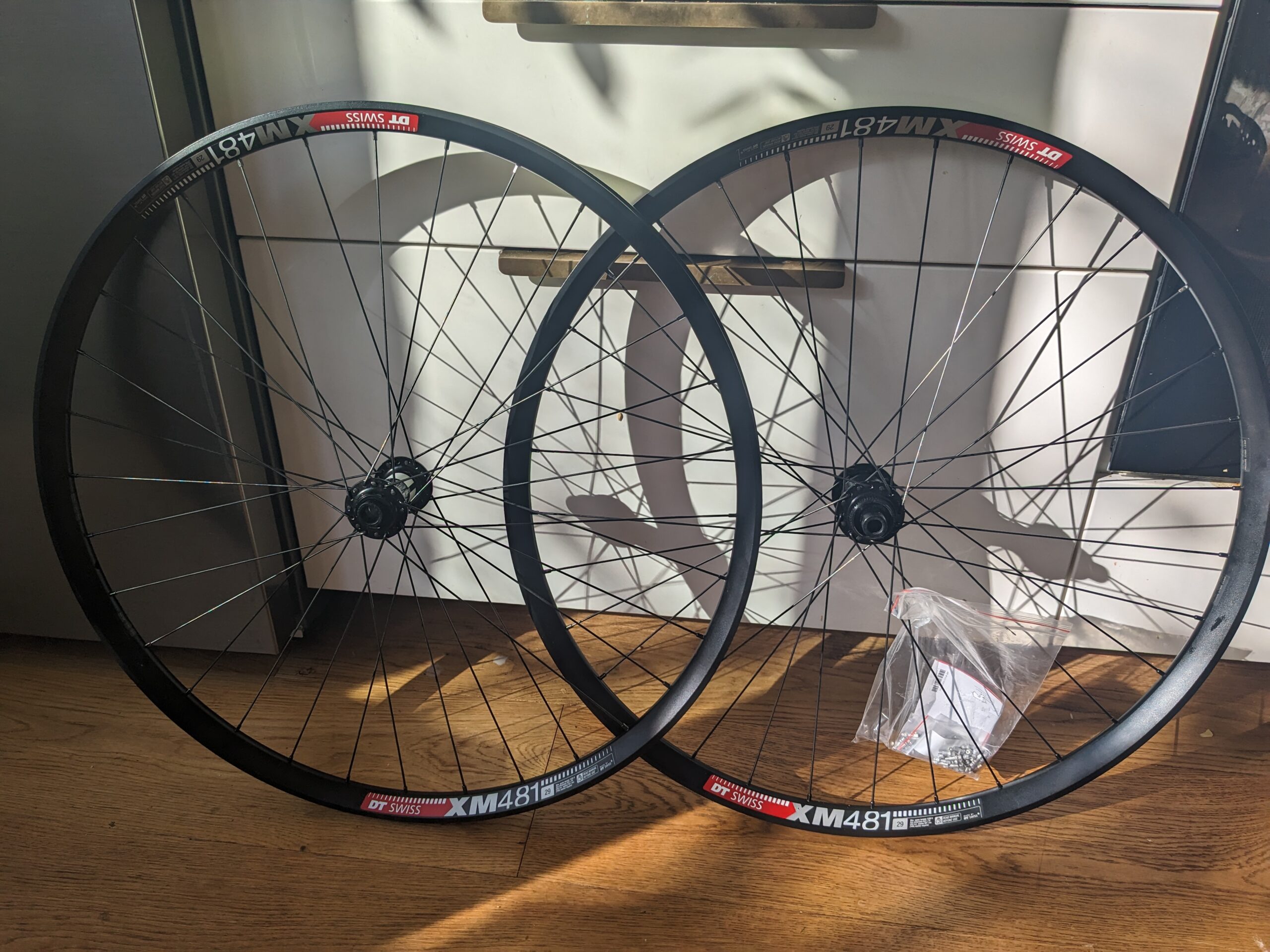 DT swiss 350/XM 481 29er wheelset