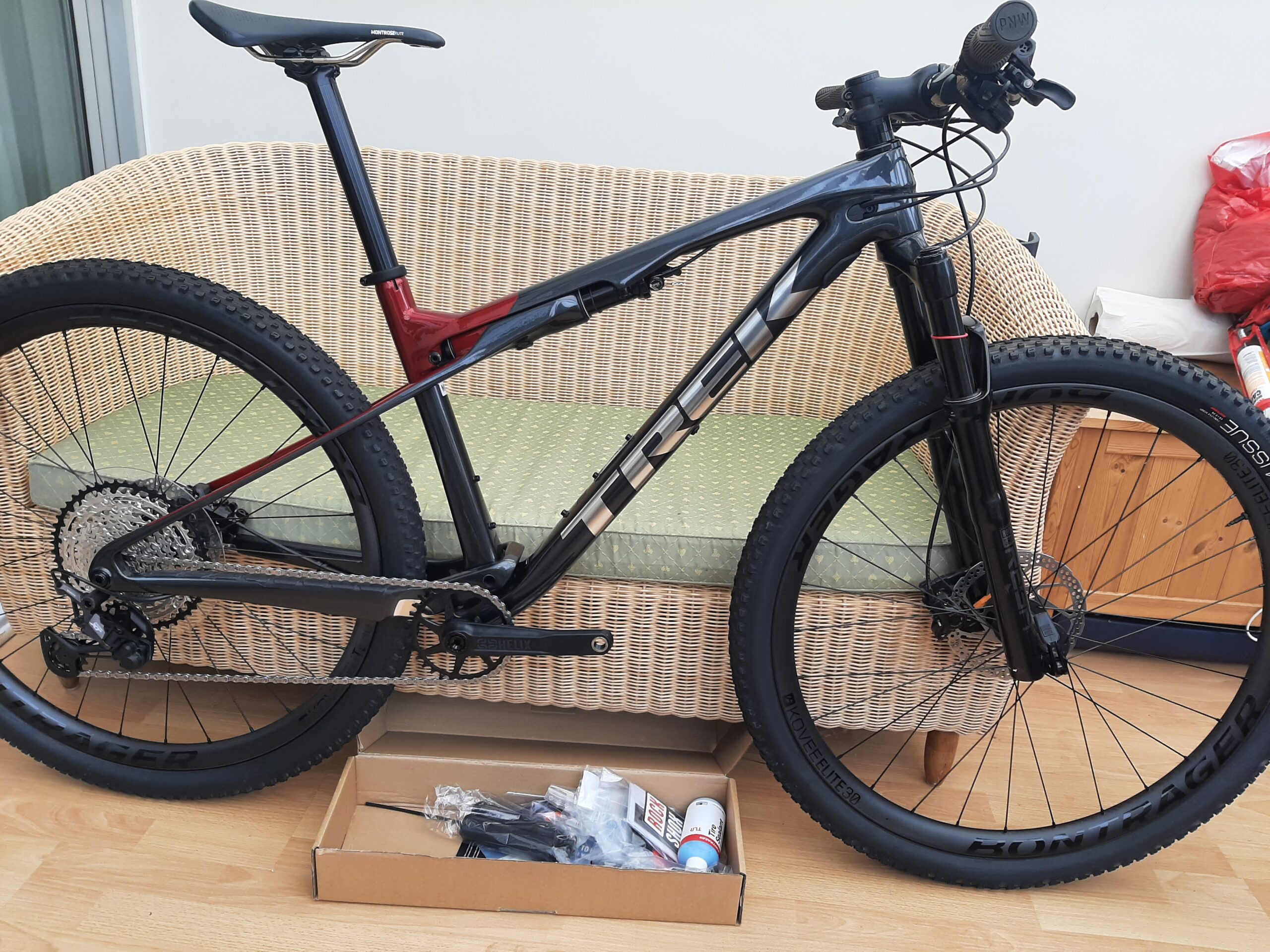 Trek Supercaliber, 9.7 ,M/L