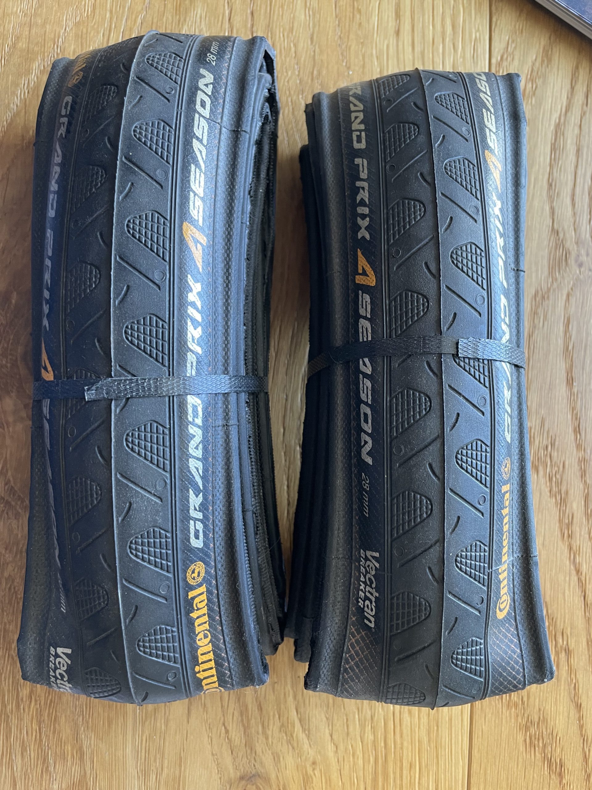 Conti GP 4 Season 700 x 28