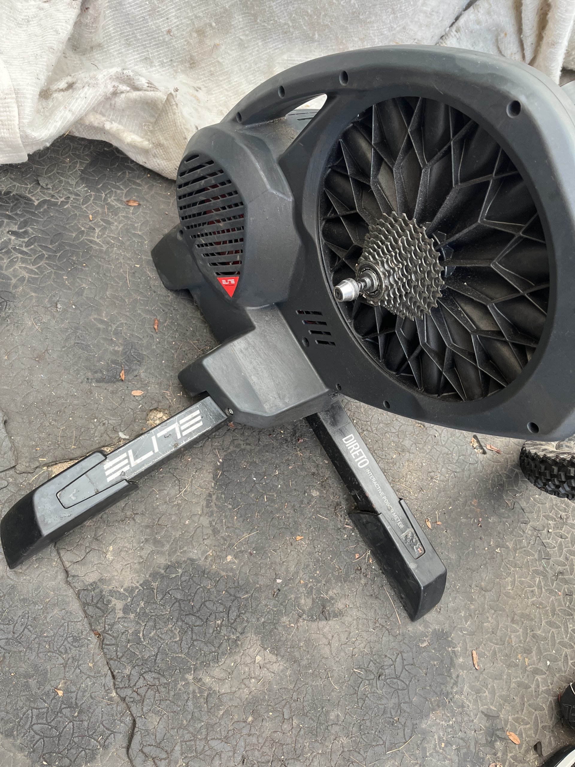 Used Elite Direto smart trainer