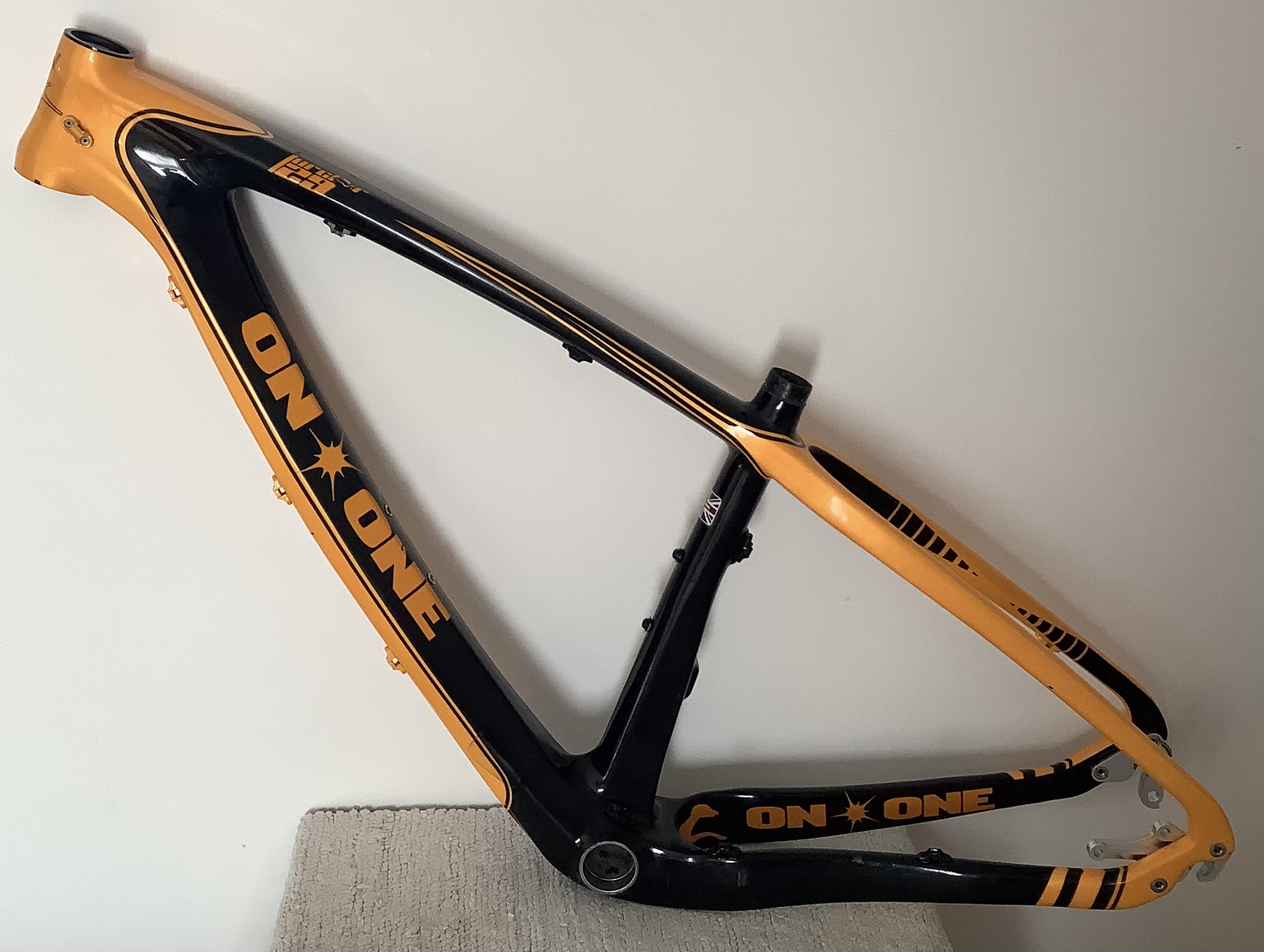 On – One Lurcher 16” carbon hardtail frame