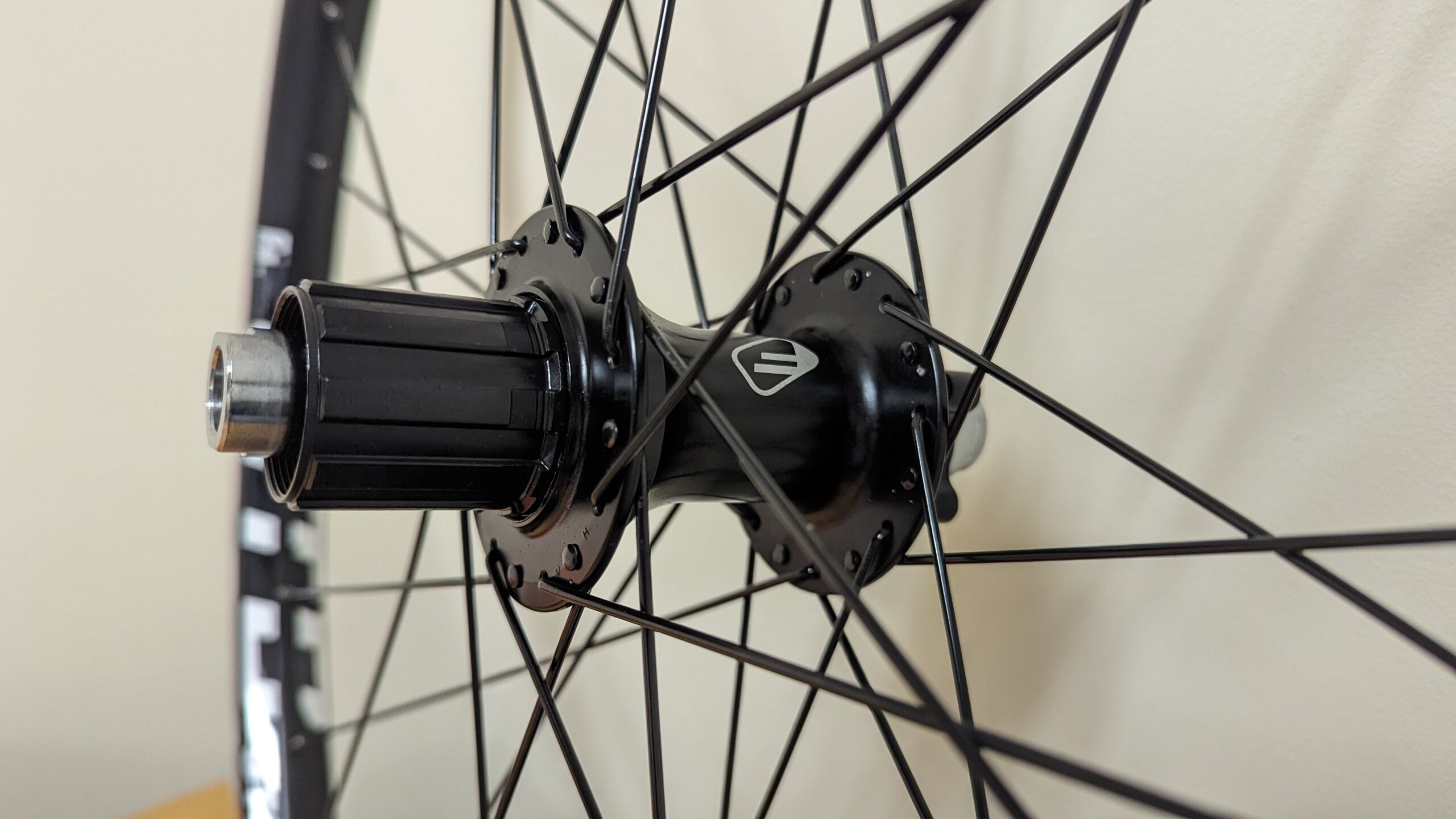 29 wtb i30 rim formula boost 148 hub wheel