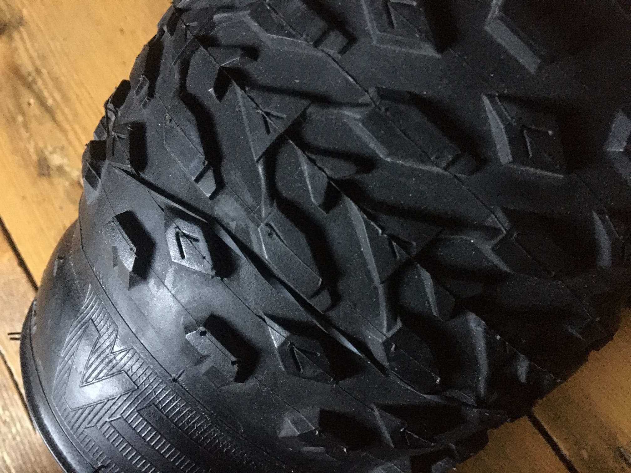 26″ x 4″ fat bike tyres folding, tubeless, new