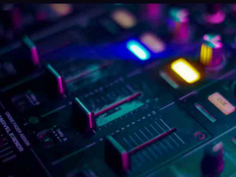 Video: Innes Graham In Da Jungle