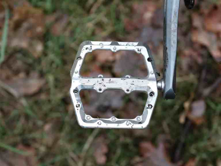 The Grinder: Wolf Tooth pedals, DMR cranks, Ceramic Speed SLT bearings, USE bar, Madison bib-trouser, Leatt knee pads