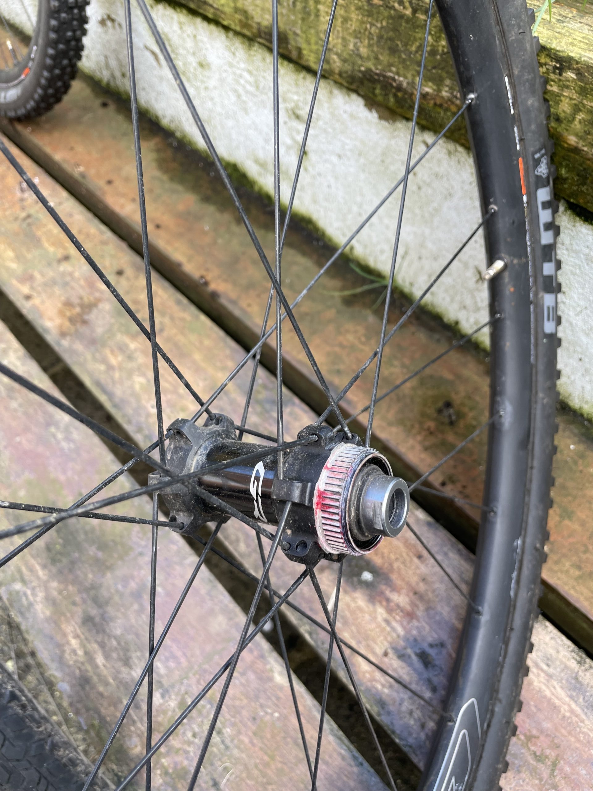 Shimano GRX 650b wheelset