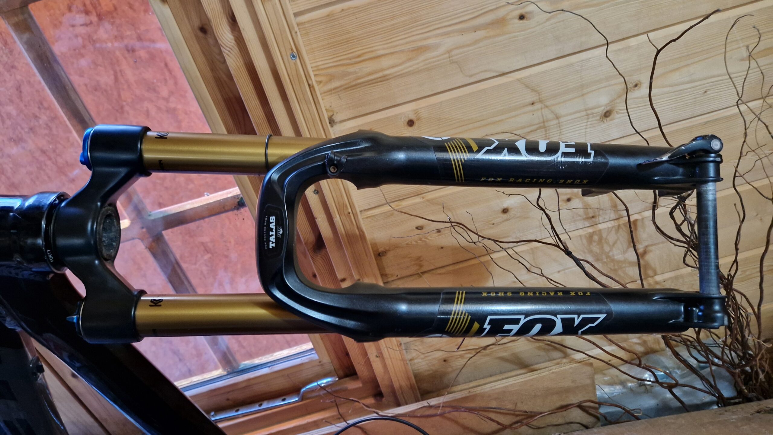 Fox 34 Factory CTD talas 150mm + Thomson stem