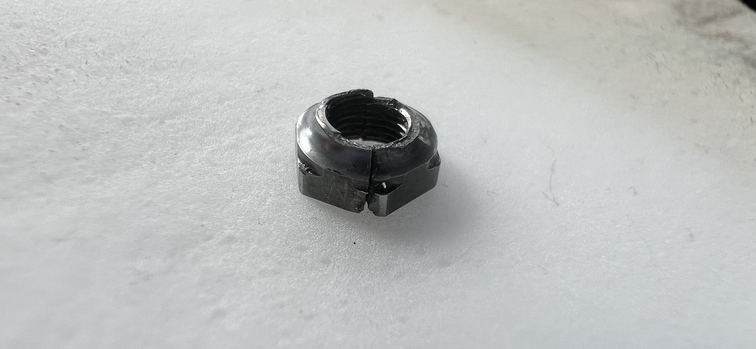 XTR pedal 9000/20 cone RH thread wanted please