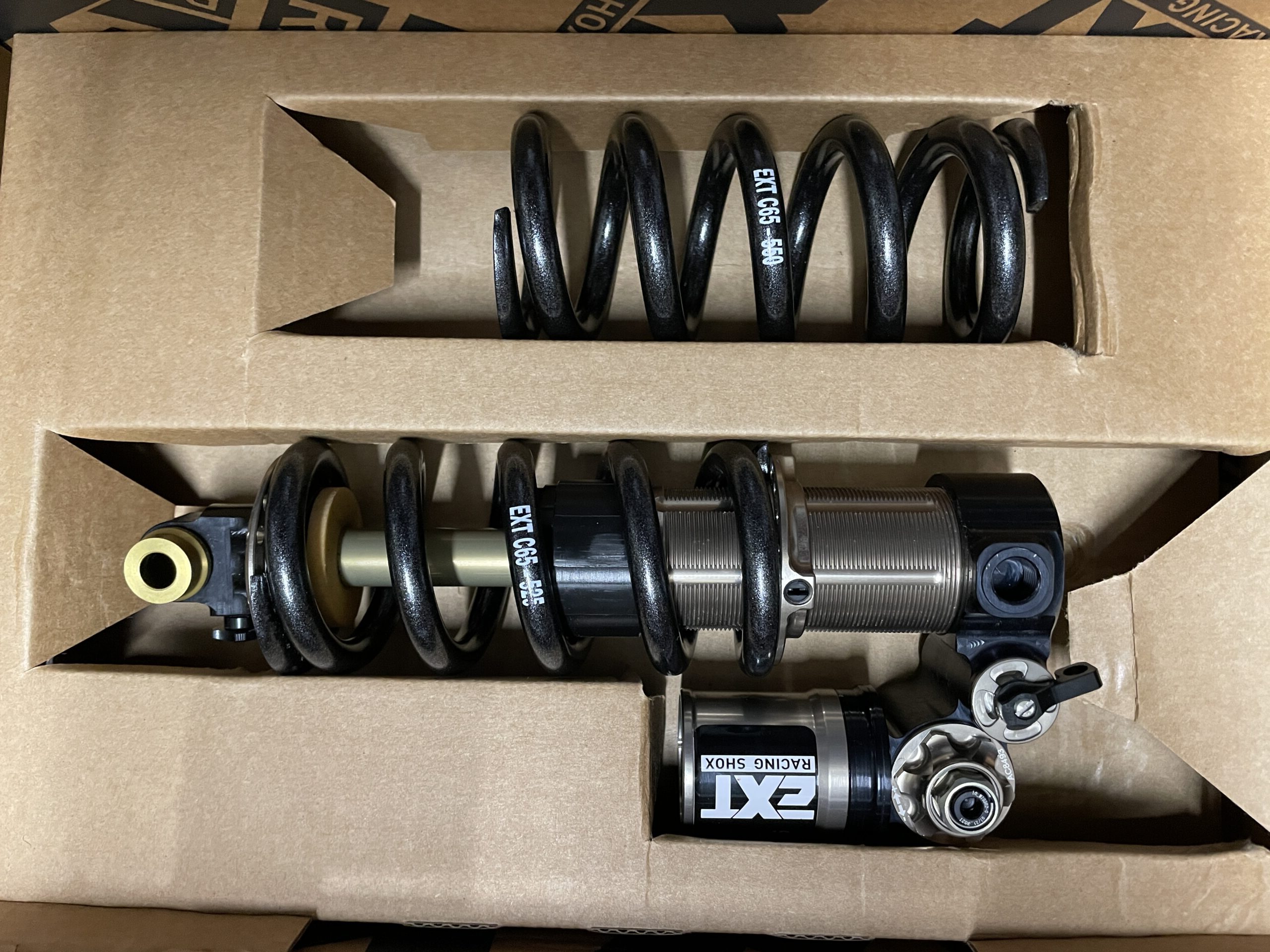 Storia EXT V3 trunnion mount