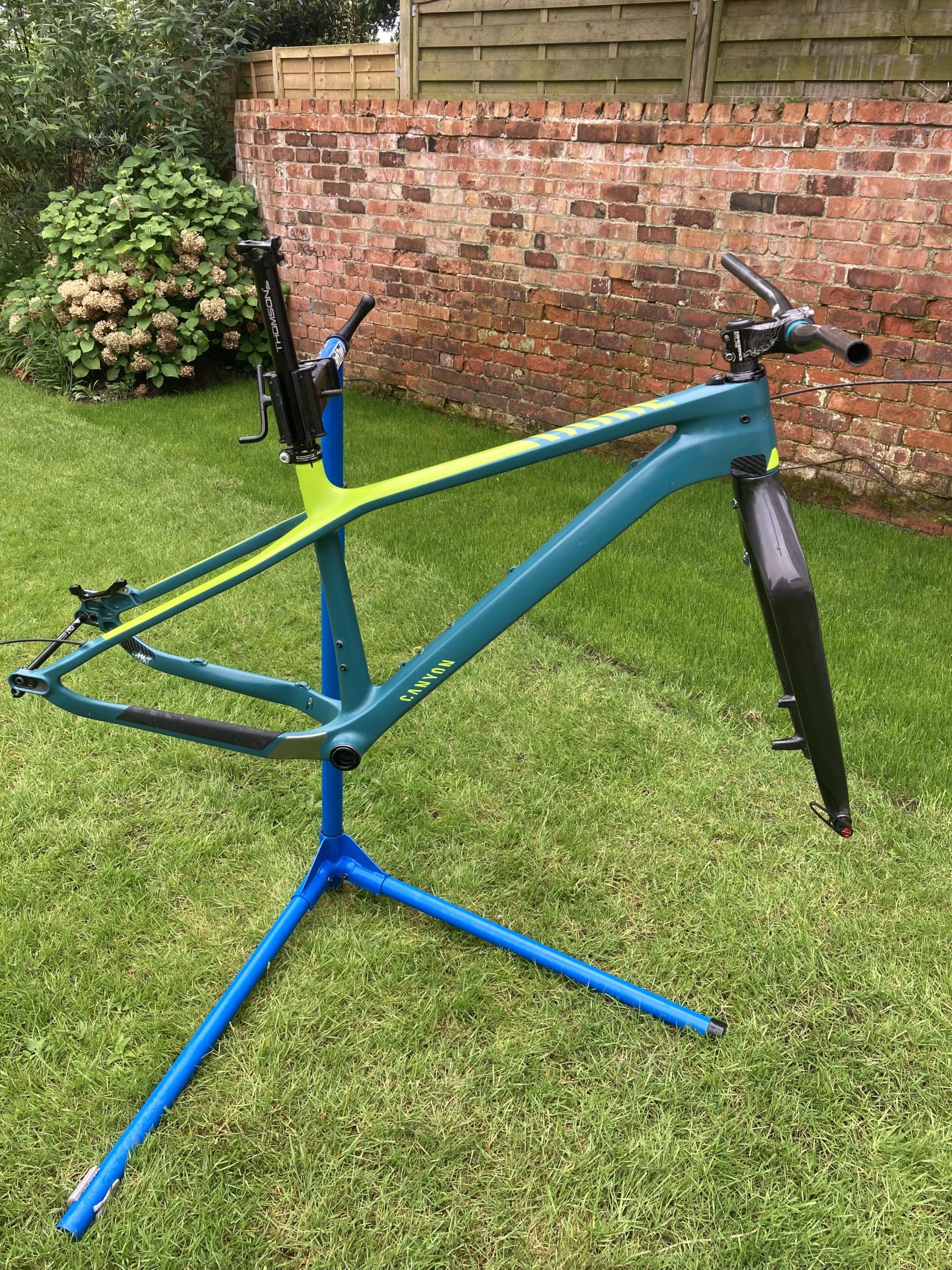 Canyon dude frameset