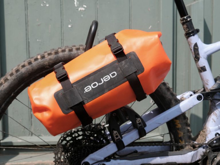 The Grinder: Aeroe rack, Repente saddle, Madison  glasses, Shimano shoes, Sinter pads, Muc-Off tool, Hyperlocal