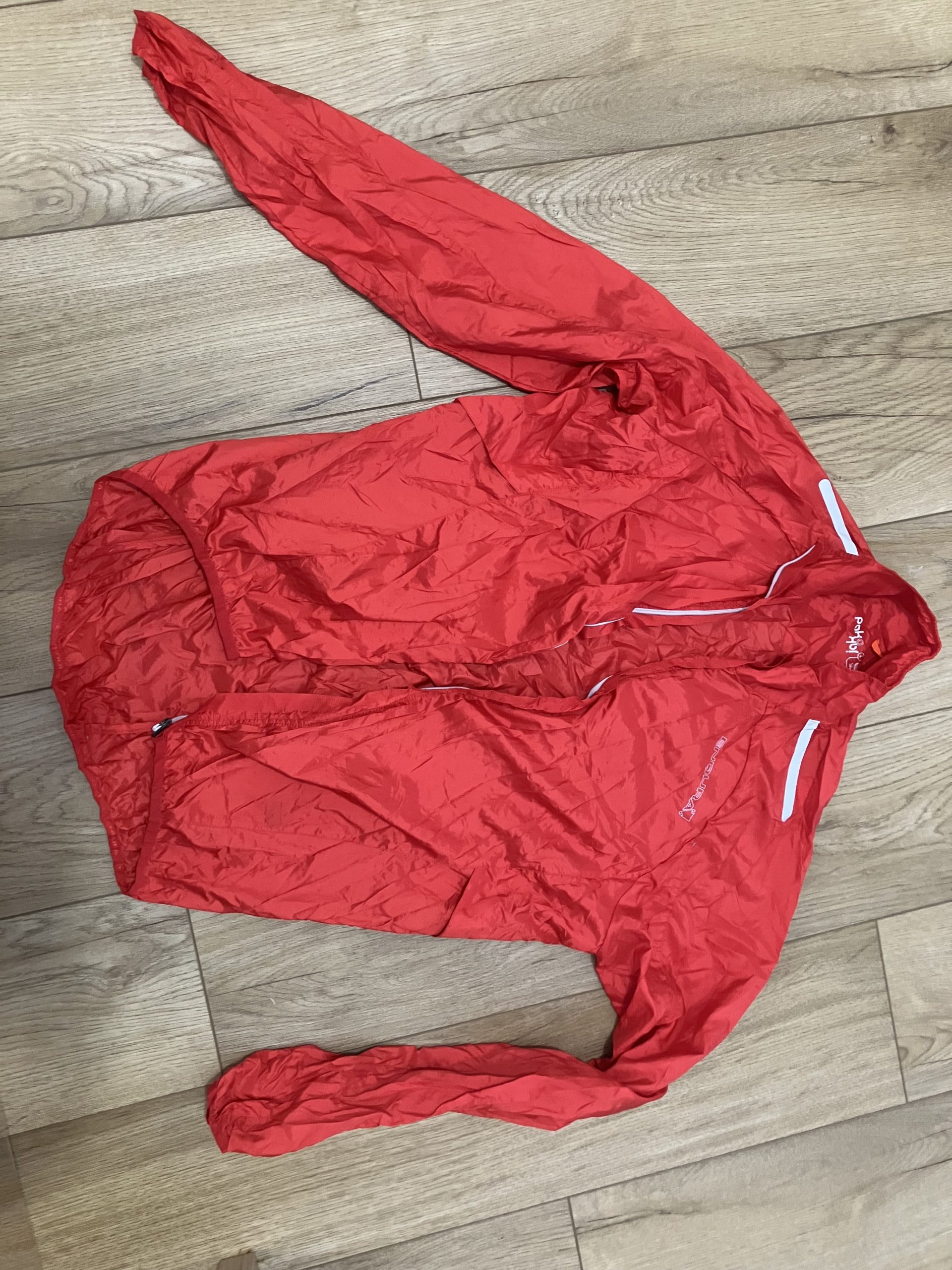 Endura Pakajak, size L, worn once