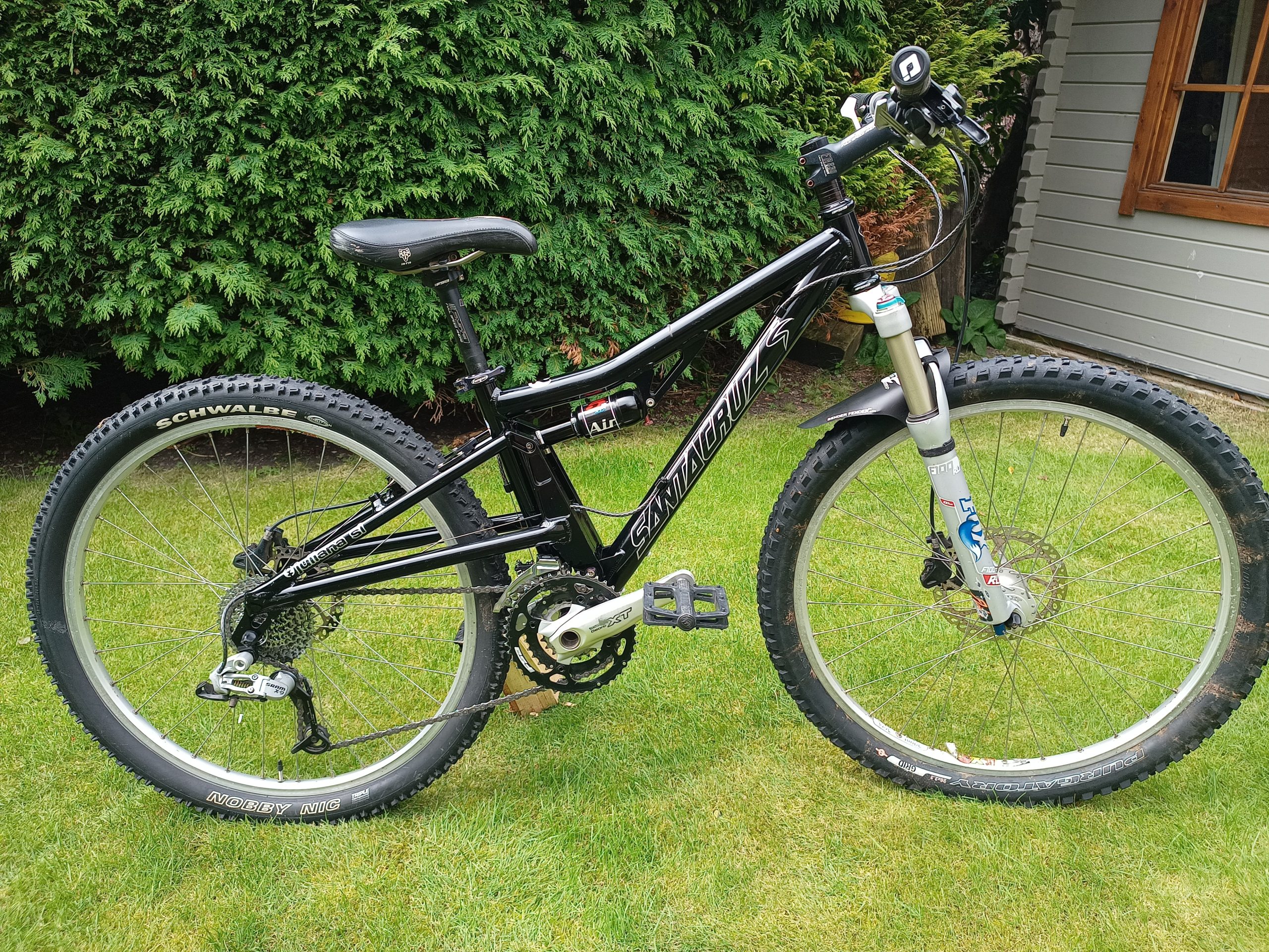 Santa Cruz Juliana Superlight 2 – small, 5th Element Air & Fox F100RLT