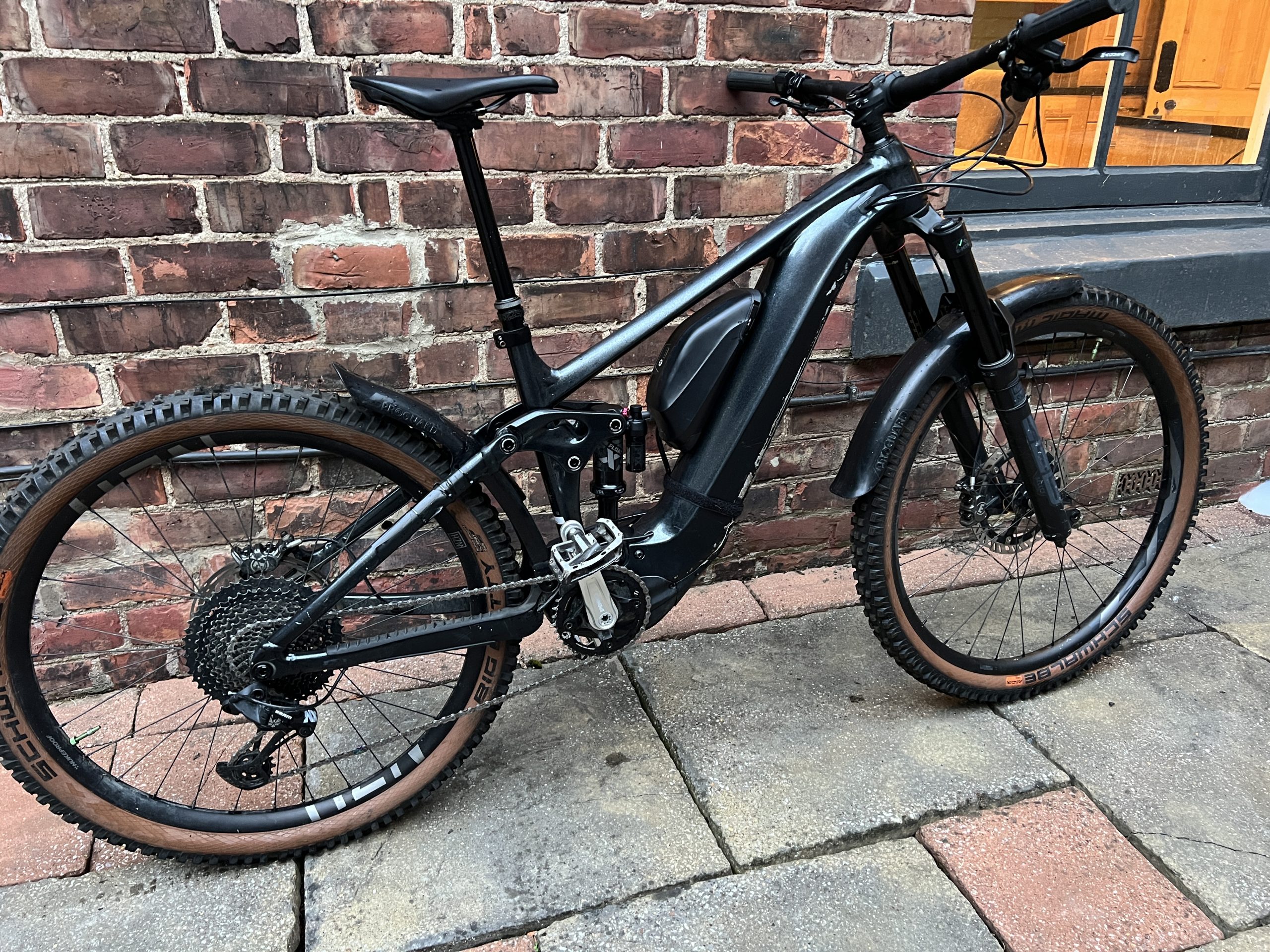 Giant Reign E+2 MX with upgrades