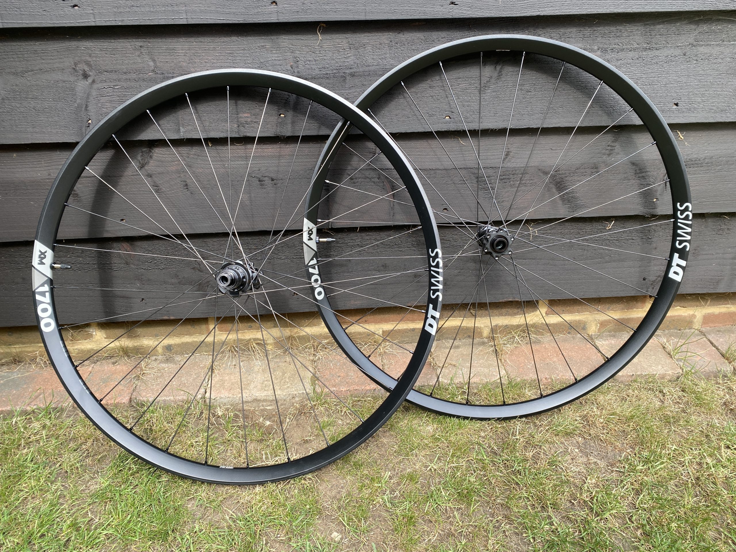 DT Swiss XM1700 wheelset – Immaculate