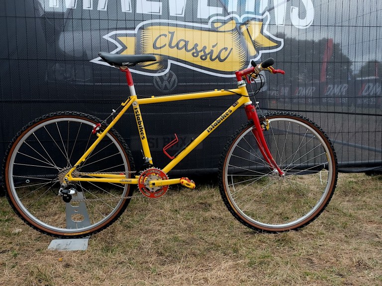Retrobike Check: Isla Rowntree’s 1993 Race Bike