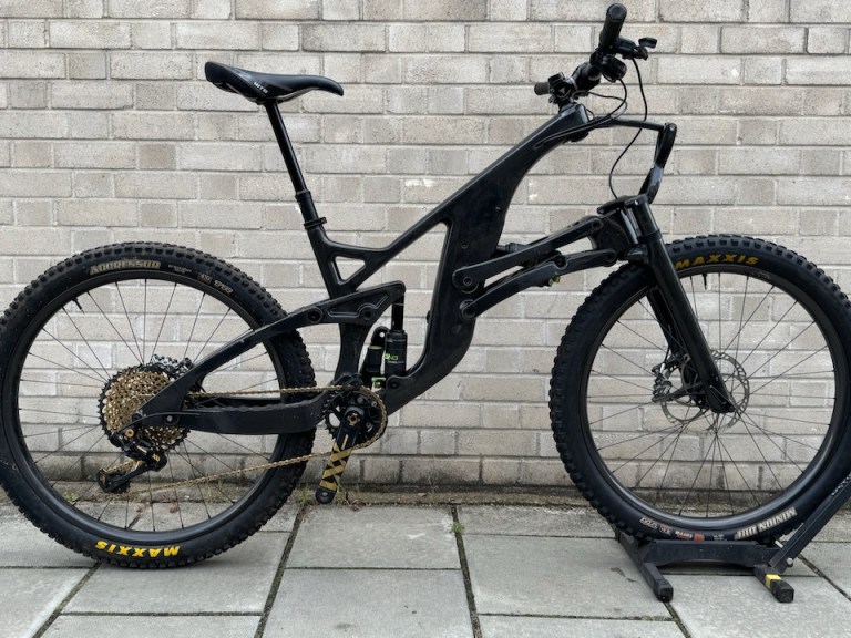 Nerd Alert! Rare Structure SCW1 Prototype Bike for Sale