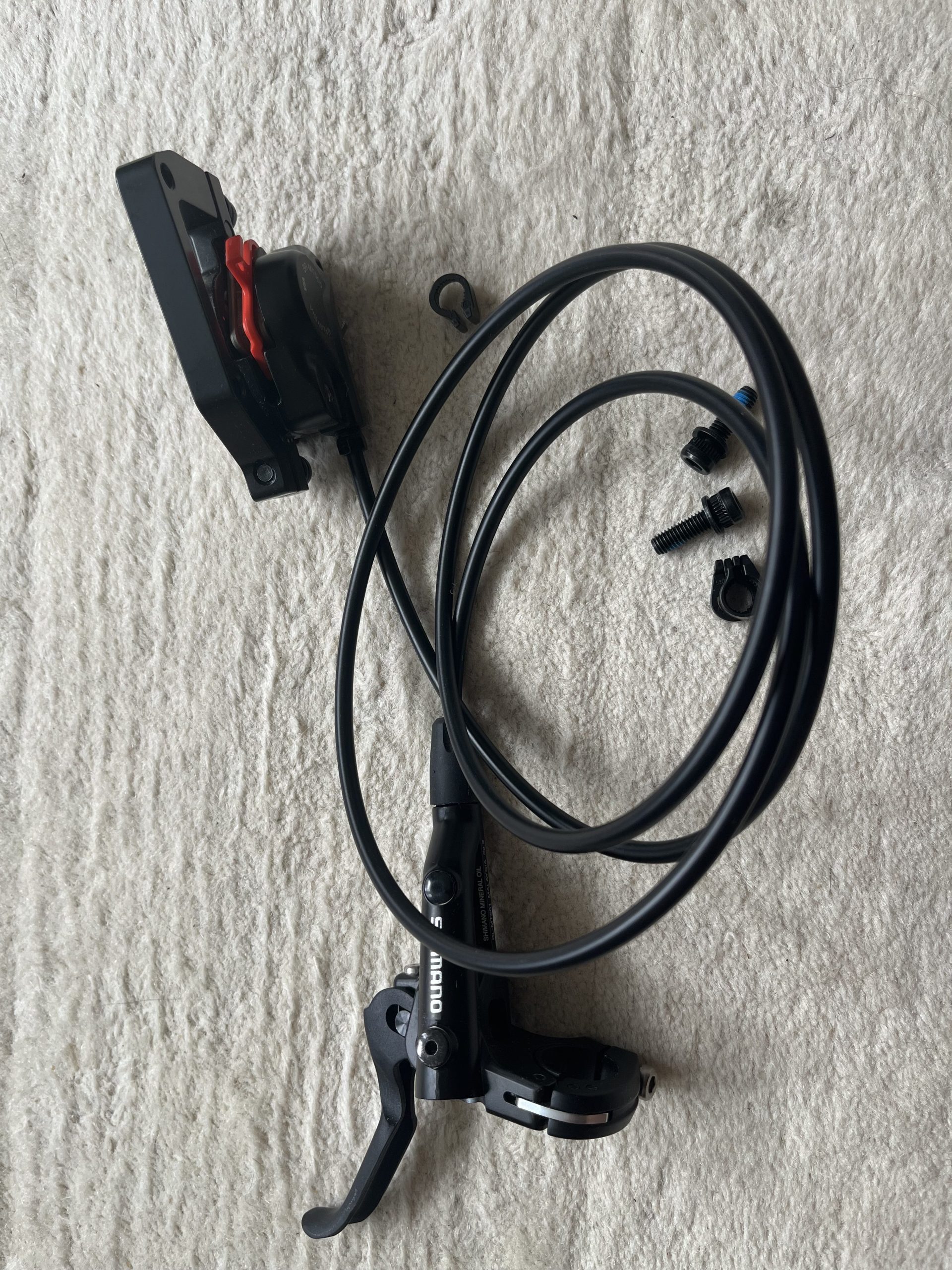 Shimano BR-MT500 Disc Brake (BL- MT501 Left Lever/BR-MT500 caliper/1350mm hose)