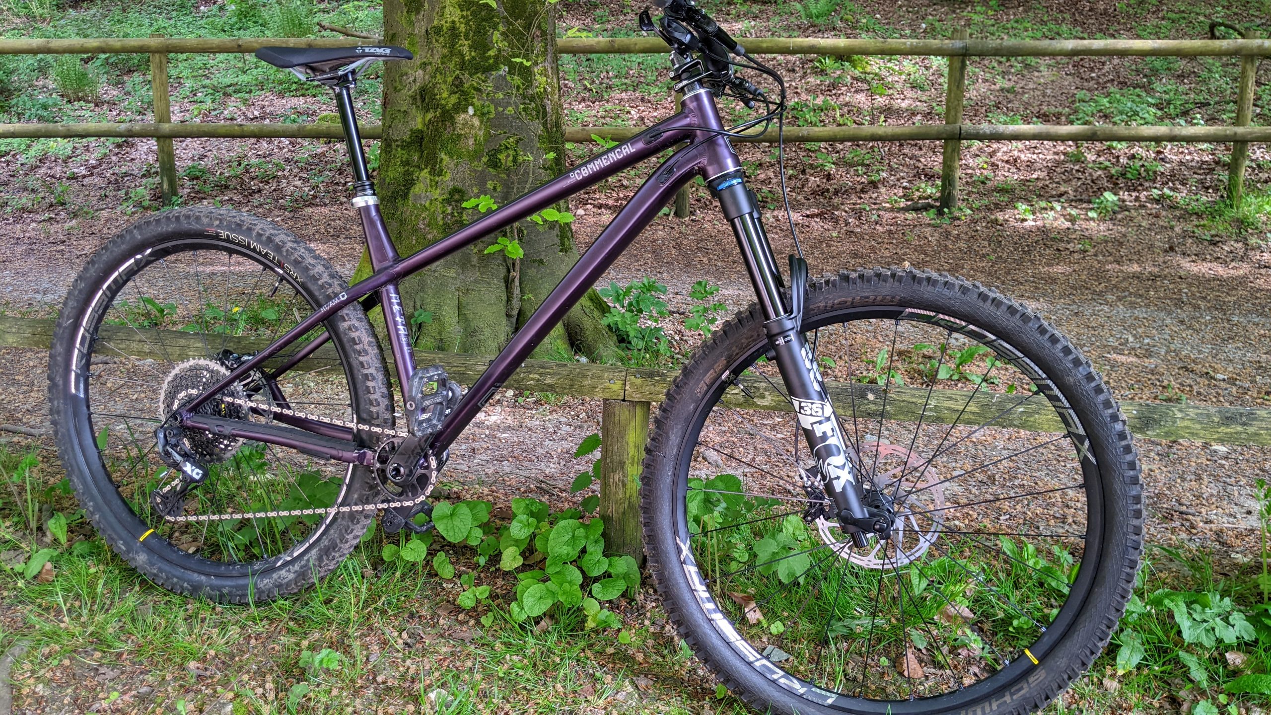 Commencal Meta AM HT 2023 frame L. Great spec, mostly like new