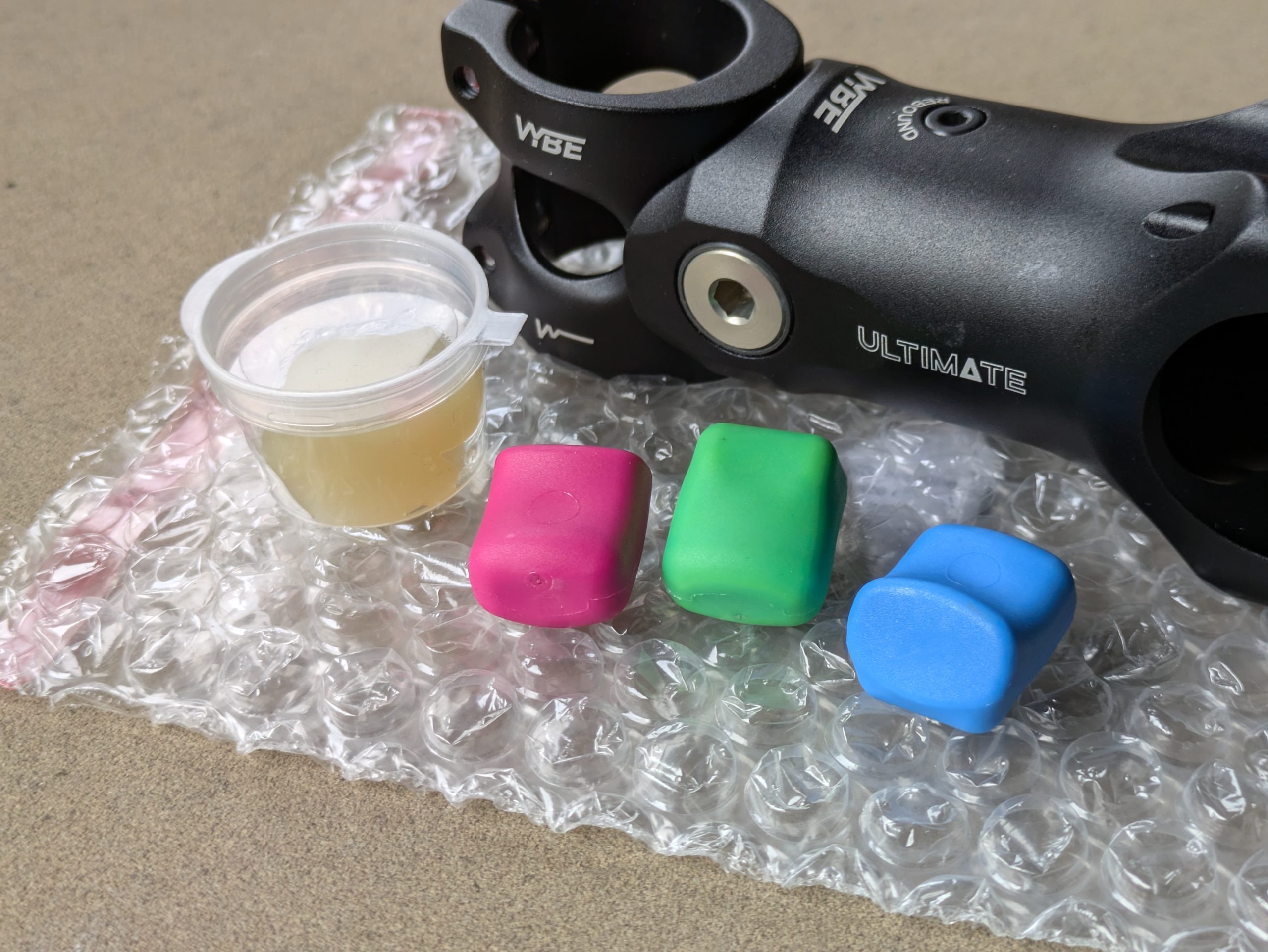 USE Components Vybe stem and seatpost review