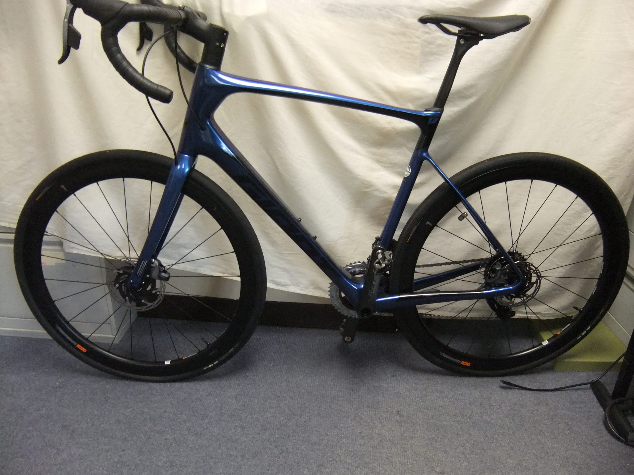 Brand new Giant Defy and Fjall Raven.Used Chris King HS and BB