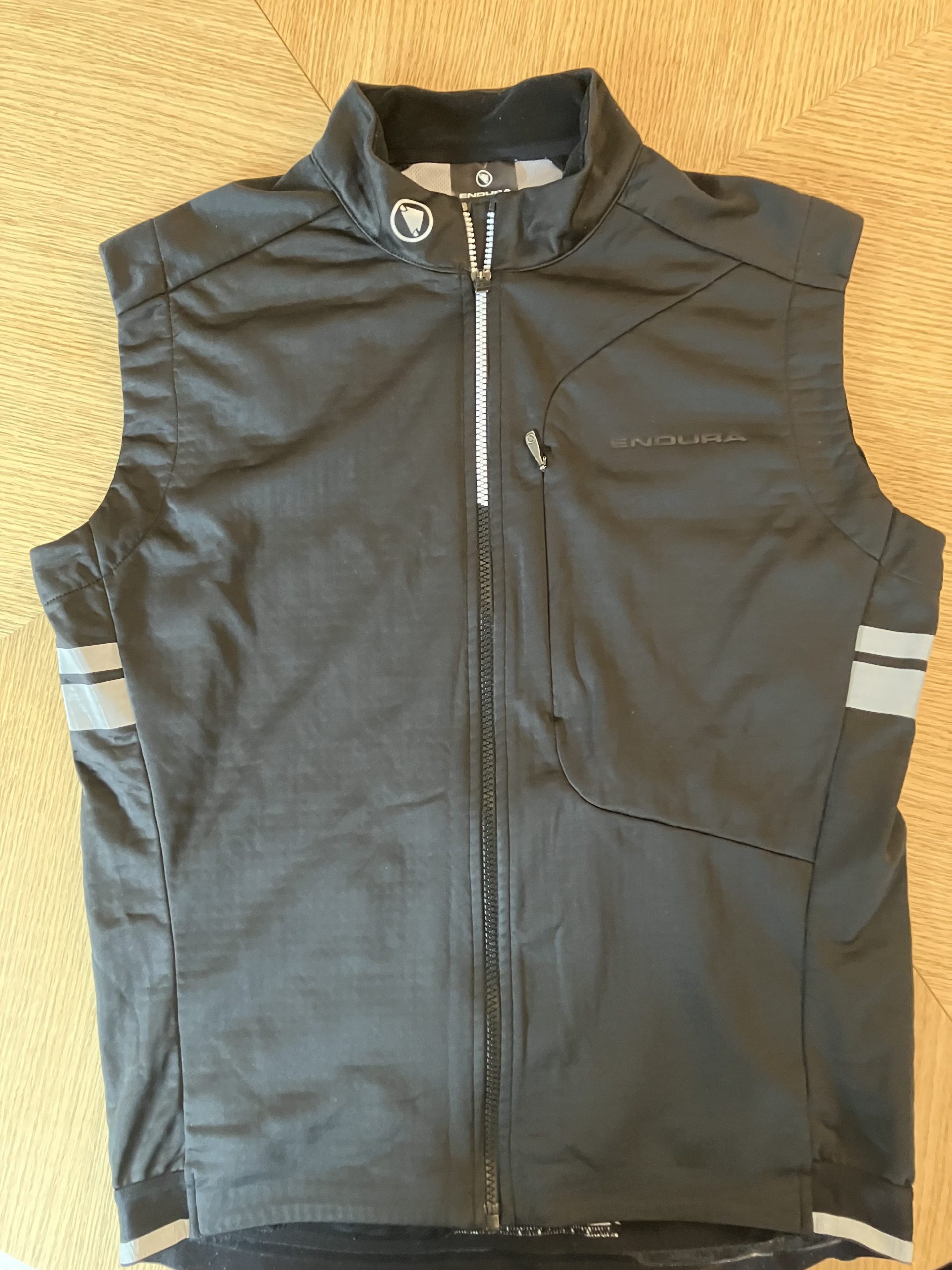 Endura Windchill Gilet, large, worn once