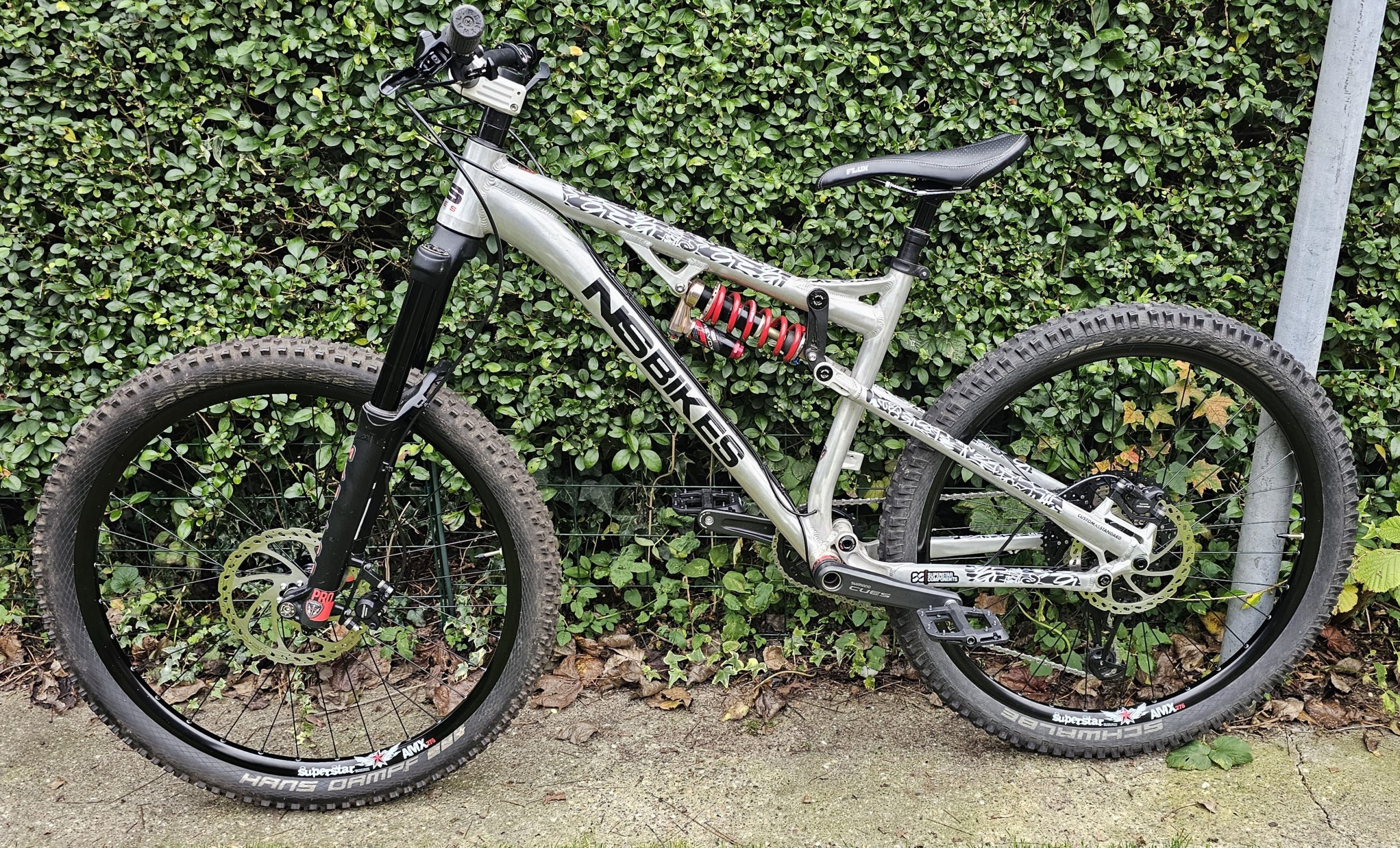 Prototype enduro frame with new and used parts