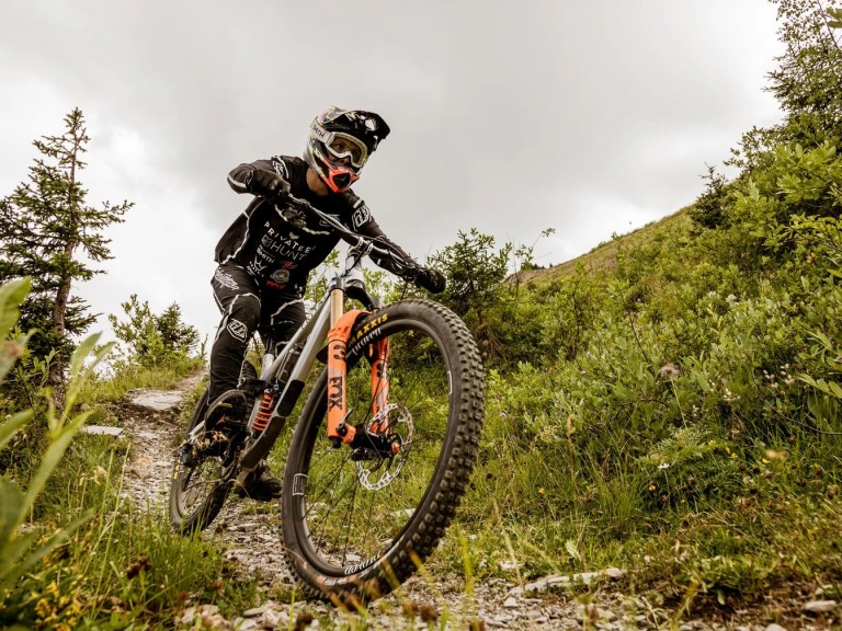 Extra 10% off Black Friday Deals at HUNT Wheels