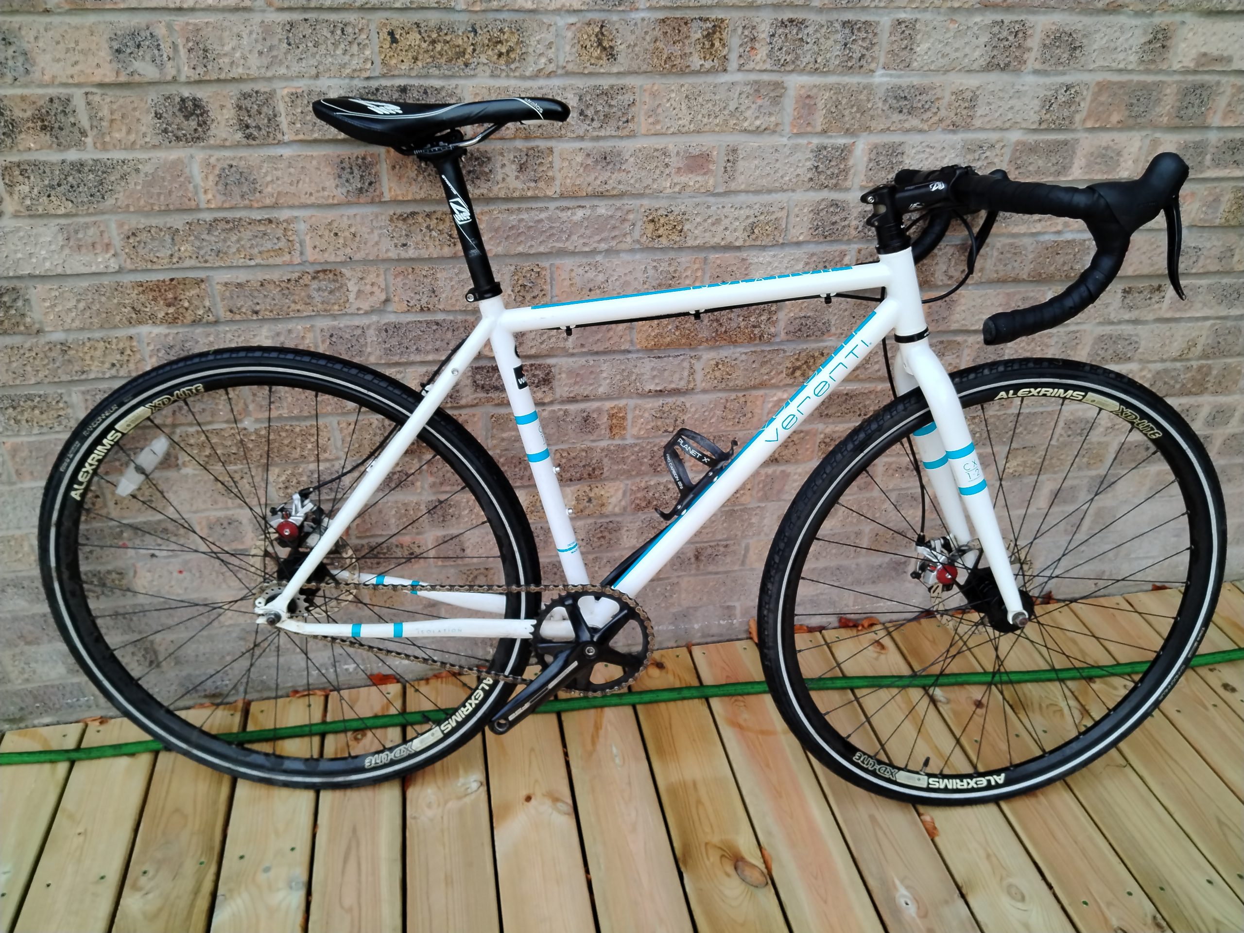 Single speed drop bar disc brake bike (Verenti CX 1.2)