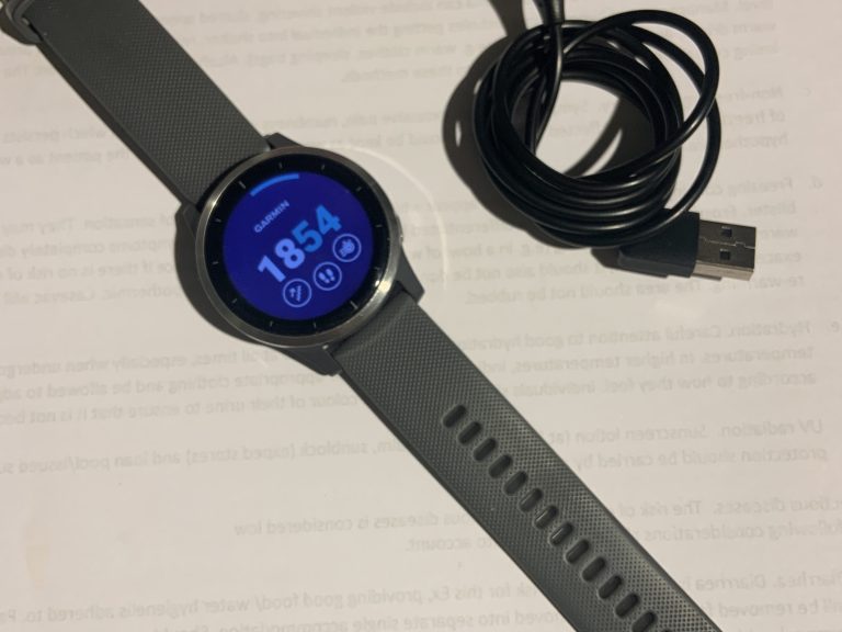 FS: Garmin Vivoactive 4