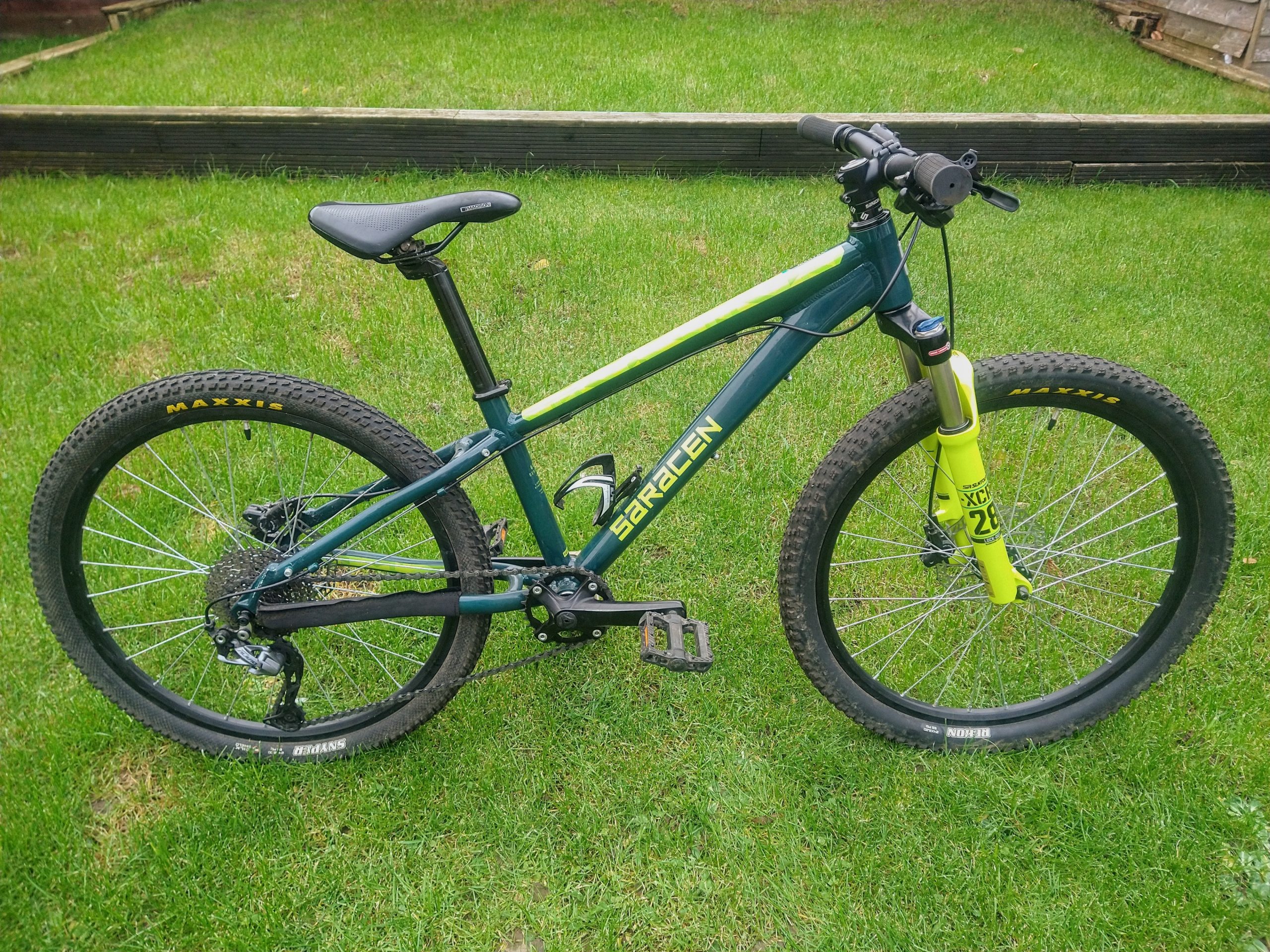 Saracen Mantra 2.4 (24″ Kids Mountain Bike)