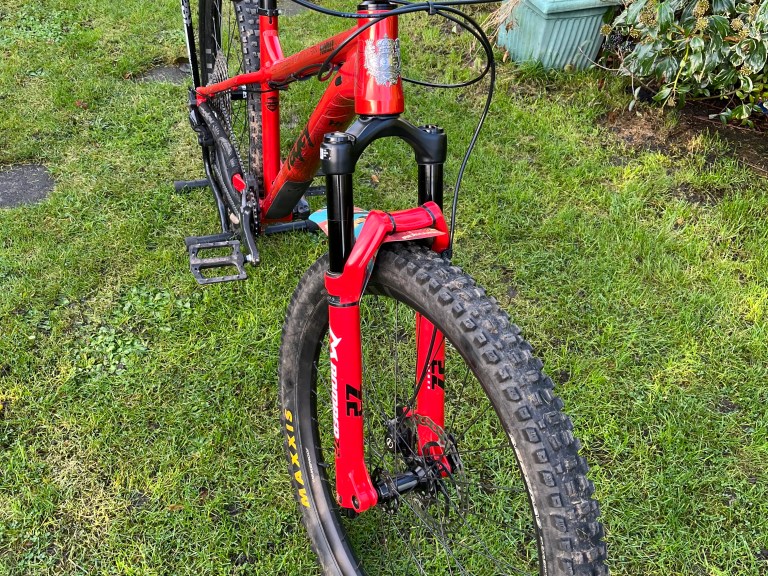 Ragley Marley Mountain Bike (Medium Frame)
