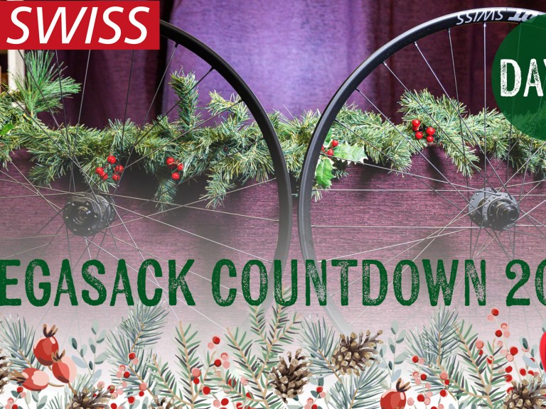 MegaSack Day 10: DT Swiss F1900 Wheelset