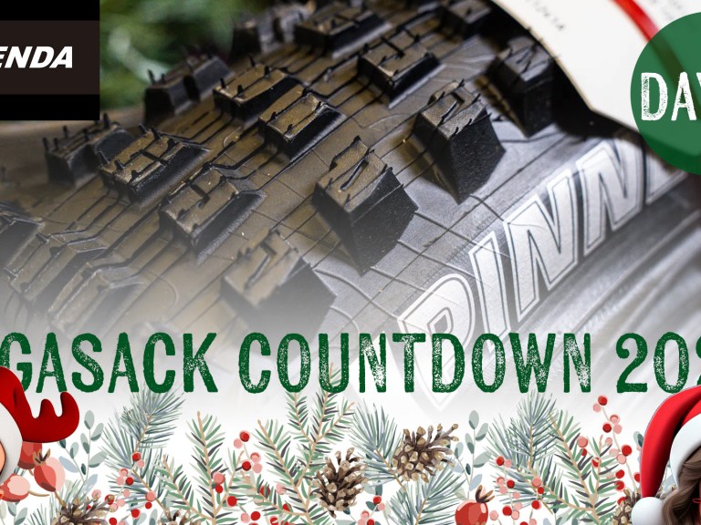 MegaSack Day 16 – Kenda Hellkat & Pinner Pro Tyres