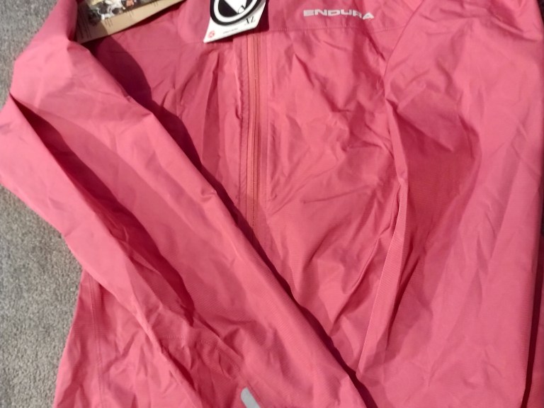 Ladies Endura Jacket & Gilet brand new and cheap