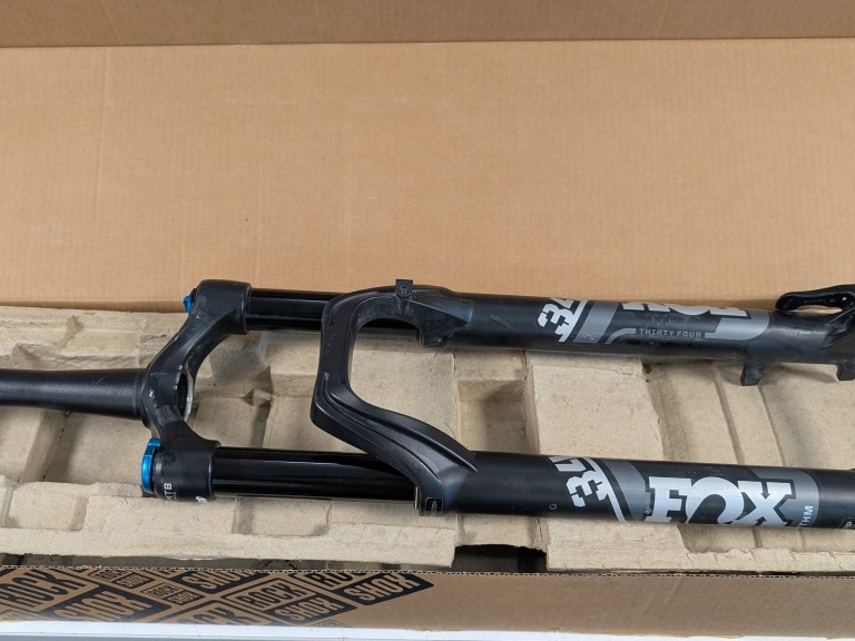 Fox 34 Rhythm 130mm 15x110m