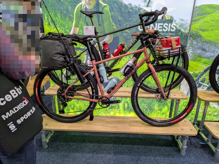 Happy Mondays 005: Squeezing One In/Out