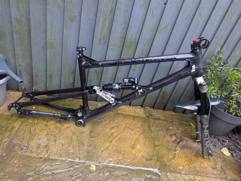 Geometron G1 with helm fork