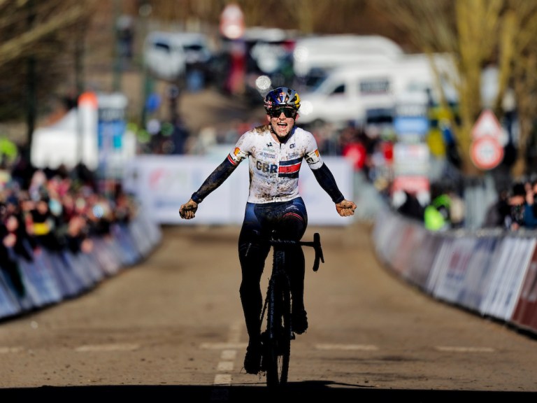 Happy Mondays 004: The Caught By Nanny Edition