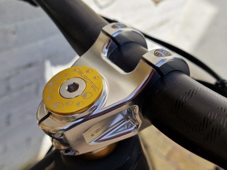 Burgtec stem swap silver/gold