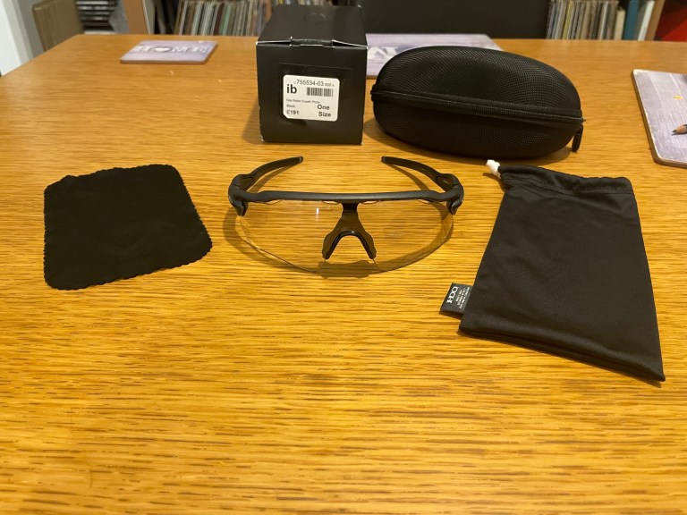 New Oakley Radar Evpath Photochromic Lens
