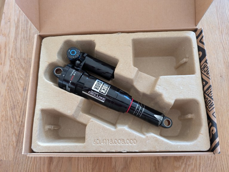 REDUCED RockShox Super Deluxe Ultimate RC2T 230×65 2025 – £400 – Brand New