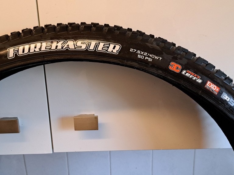 Maxxis Forecaster 27.5 x 2.40 (20)