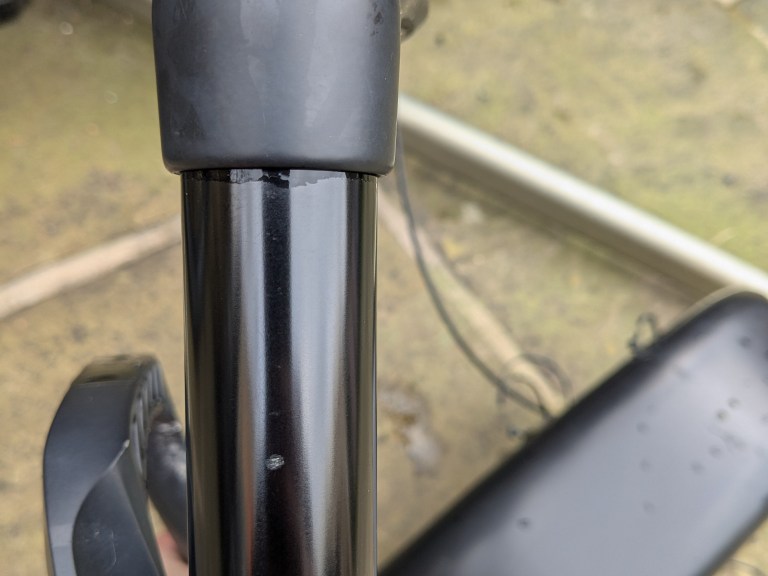 Canyon Dude frame, Bluto Forks and Hope Fatsno DT Swiss wheels.