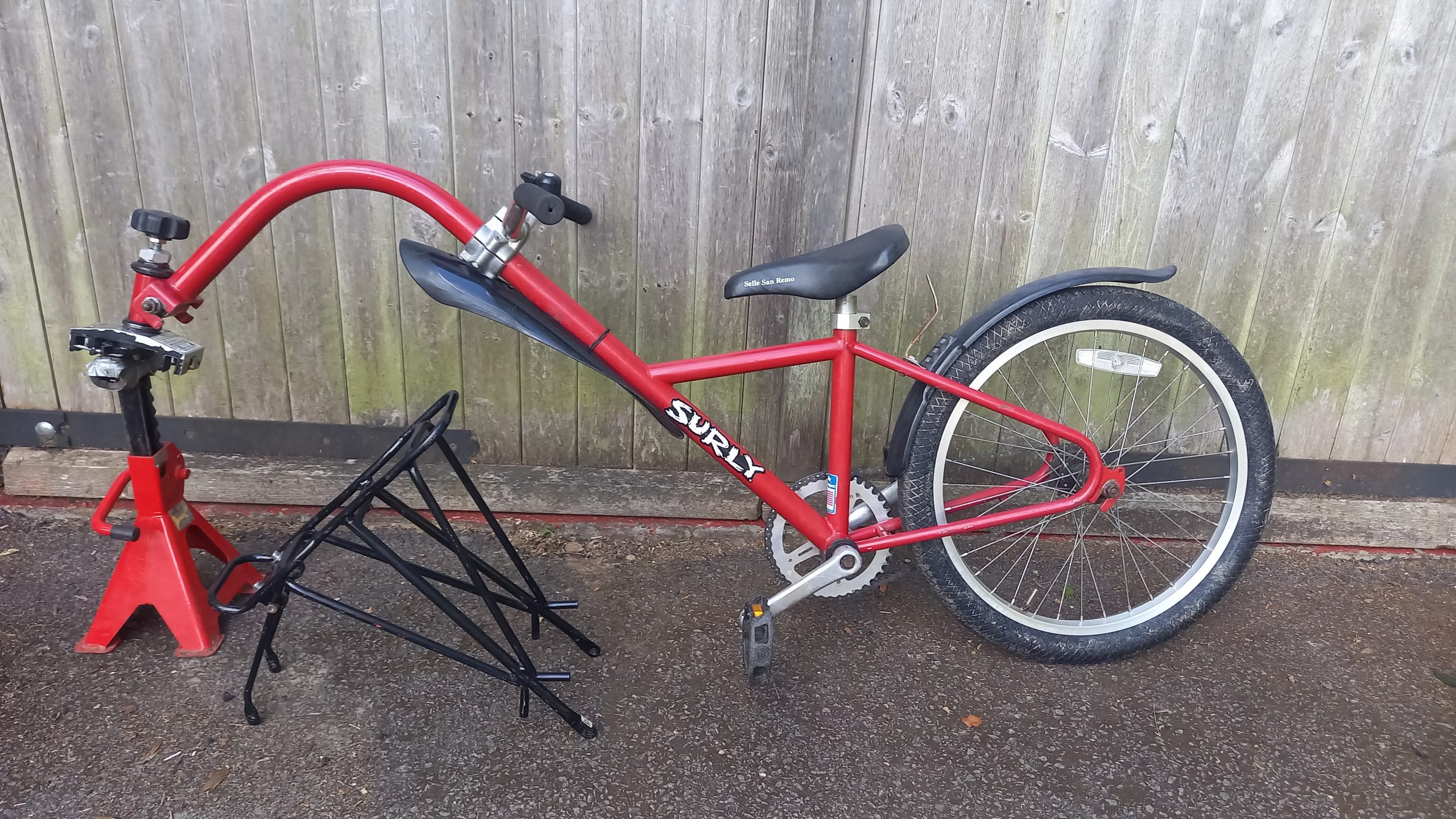 Burley Piccolo / Kazoo bike trailer plus matching Moose rack