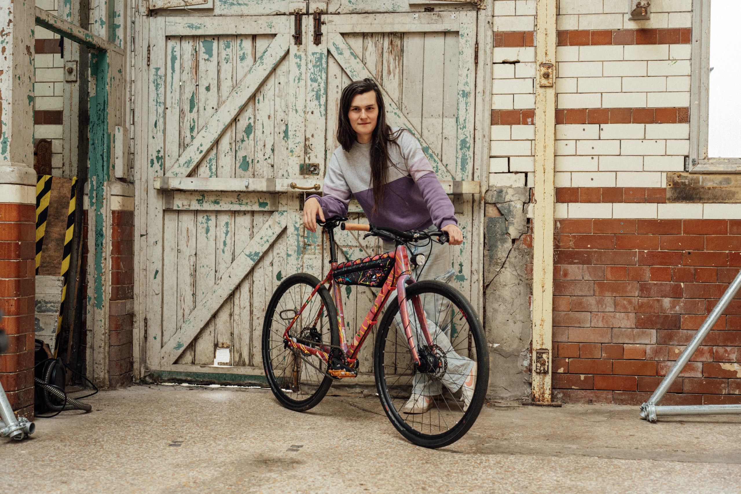 Sideways – a journey from motorsports, fishing and sailing to custom carbon fibre bikes