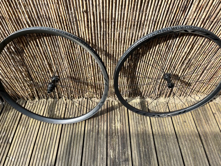 Roval Control SL 29″ 6 Bolt sram XD Wheelset. Silly light, 1240g, racers weapon of choice.