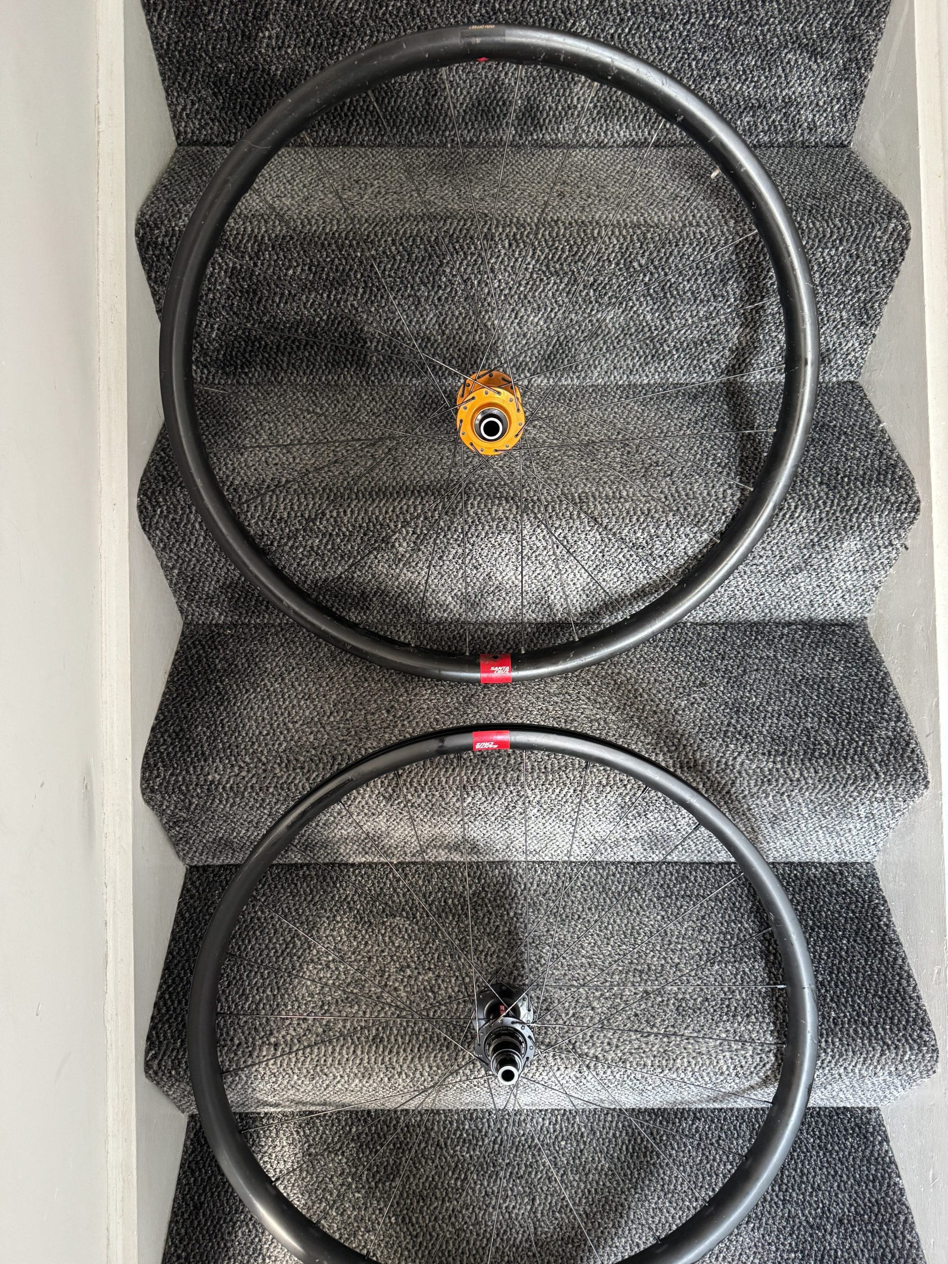 Santa Cruz 29″ carbon wheelset – HOPE, DT370 SRAM XD driver