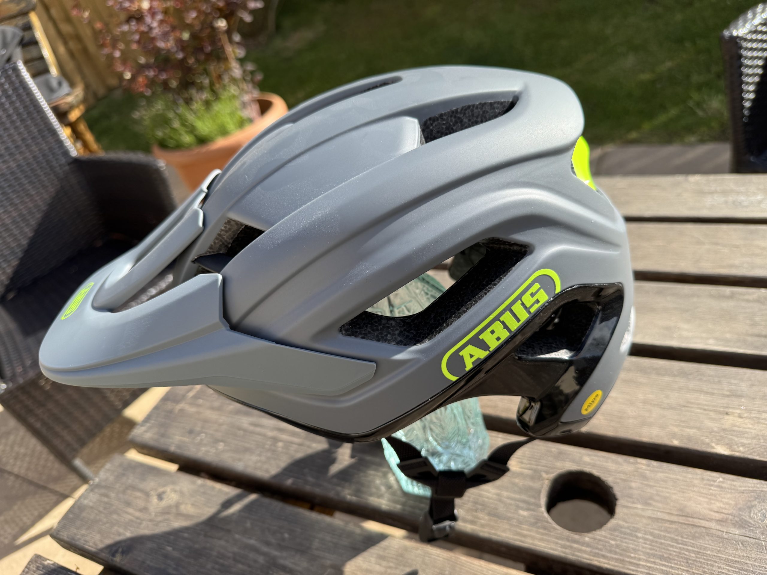 Abus cliffhanger MIPS Large 57-61cm